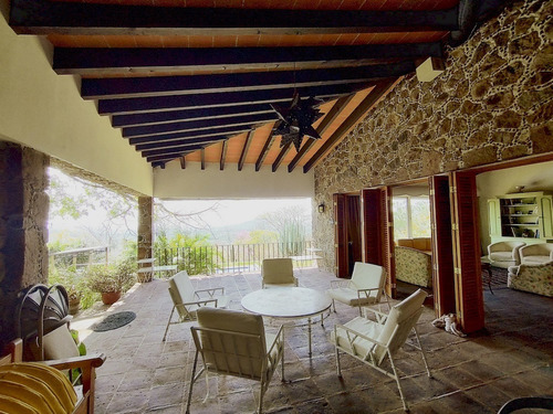 Residencia En Venta En Fracc. Tamoanchan, Jiutepec Morelos.