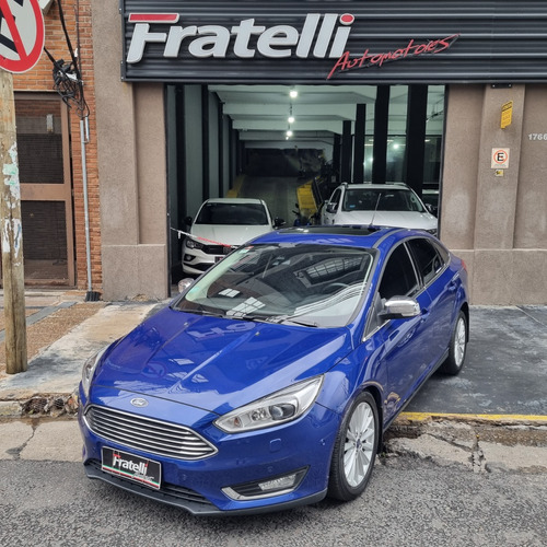 Ford Focus III 2.0 Sedan Titanium At6