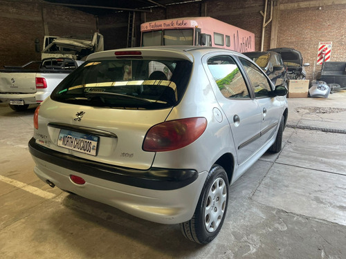Peugeot 206 1.4 Nafta Generation Plus En Marcha Andando