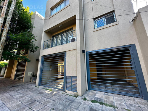 Ph Tipo Duplex 2 Ambientes Ubicado Complejo Con Piscina! Haedo Norte