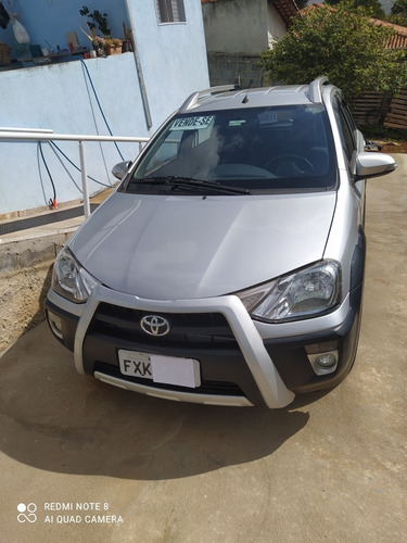 Toyota Etios Cross 2015 1.5 16v 5p