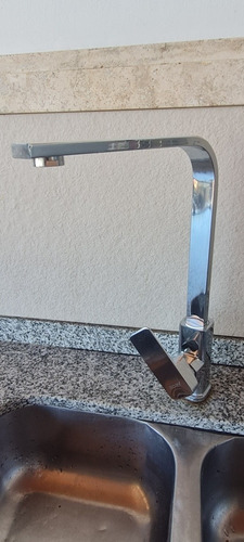 Imagen 9 de 17 de Moderno Loft De 2 Ambientes Con Cochera - Disponible Dsd El 5 De Marzo. Precio Paquete Completo (incluye Expensas, Municipal, Abl, Luz, Gas, Internet Y Cable). Dueño Alquila Sin Comisión.