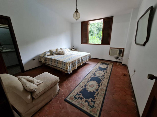 Imagen 2 de 8 de Marlyn Padrón Casas En Venta En Guaparo Calle Cerrada Mlyn 134183