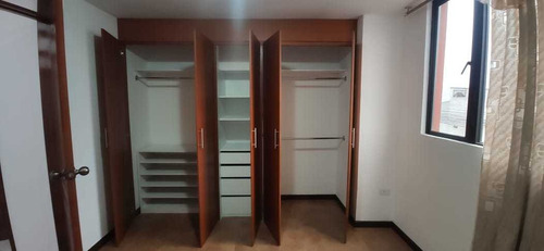 Imagen 5 de 14 de Vendo Casa Conjunto Portal San José 2 Carapungo