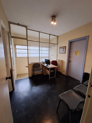 Imagen 2 de 8 de Oficinas En Alquiler En El Centro
