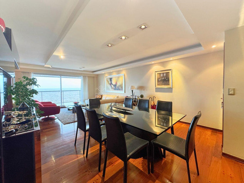 Venta Divina Planta Para Renta Sobre Rbla De Punta Carretas, 3 Dormitorios + Servicio - Ref 1671