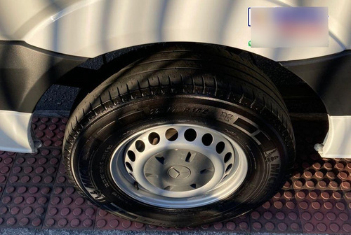 Imagem 9 de 10 de Sprinter Van Cdi 415 16 Lugares 2019