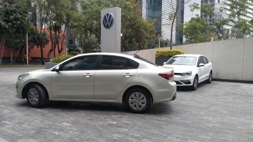 Imagen 7 de 15 de Kia Rio Sedan L Std 2020 Credito 20% Eng 48 Mss Acepto Autos
