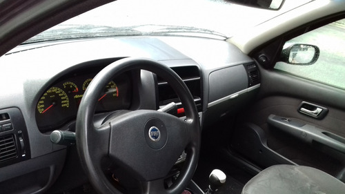 Fiat Palio Weekend 1.8 Flex Adventure 2006 $ 17990 Financia