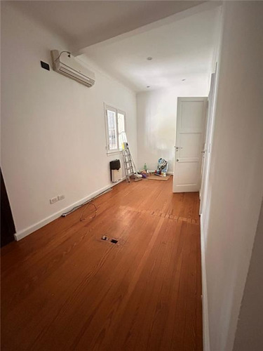 Muy Linda Casa En Venta En Excelente Ubicación A Una Cuadra De Av. Del Libertador
