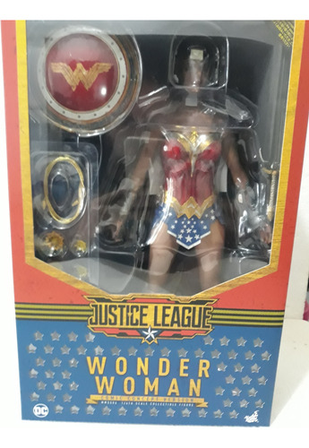 Wonder Woman Comic Version Hot Toys (Usado)
