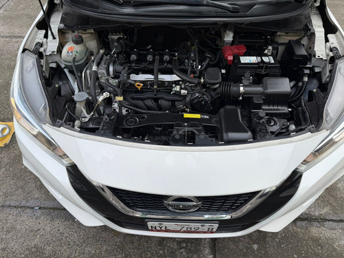 Nissan Versa 1.6 Advance Mt