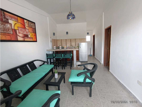 Posada En Venta En Tucacas Cg-8251280