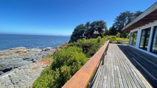 Espectacular Casa En Zapallar, Frente Al Mar, En Arriendo !