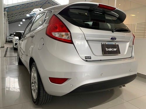 Ford Fiesta Kinetc Design 1.6 Titanium 5ptas