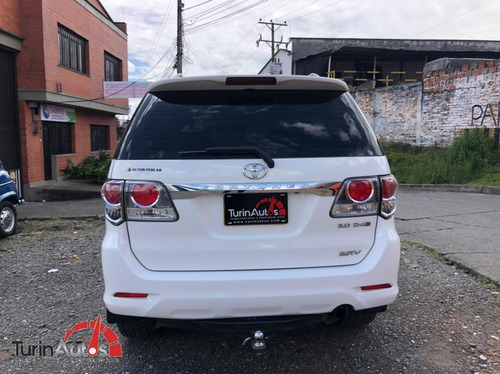 Toyota Fortuner Aut 3.0 2013