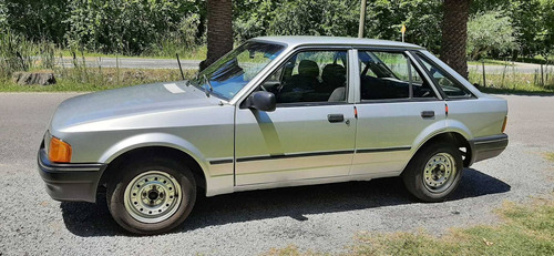 Ford Escort Motor 1.6 Gris 1990 5 Puertas