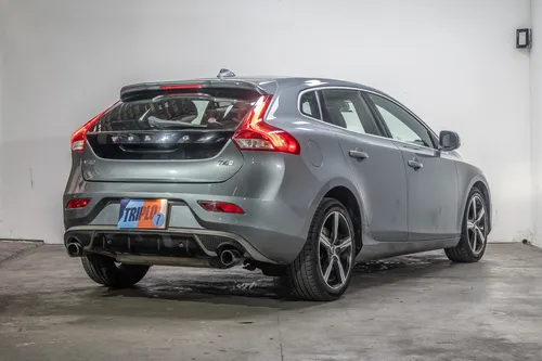 Volvo V40 2.0 T4 Drive-e R-design
