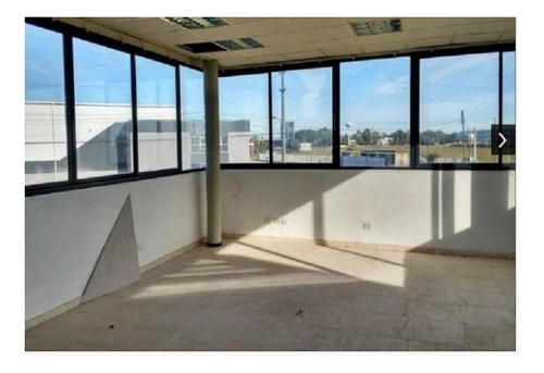 Imagen 2 de 2 de Excelente Nave De 4700m2 Sobre Panamericana En Campana