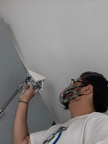 Imagen 4 de 9 de Empapelador Pintor