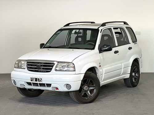 Suzuki Vitara 2.0 4x4 M/t