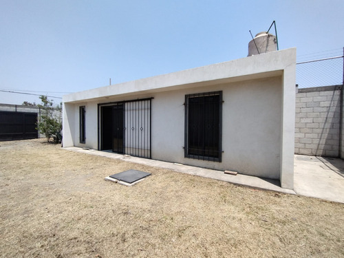 Estudio Con Jardin Para Huerto Sustentable