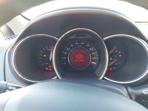 Imagen 14 de 15 de Kia Kia Rio Hb 2017 5p Hb Ex, Tm6, Ve, Qc, F Niebla, R-15