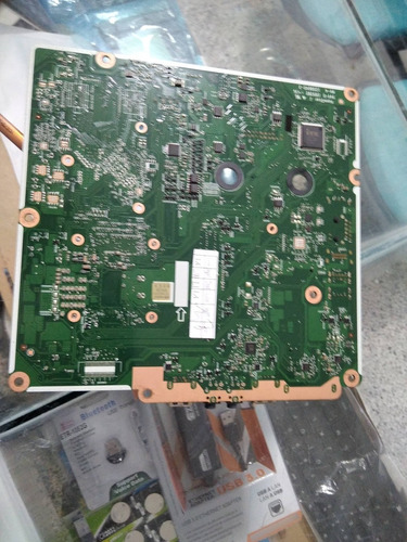 Board Lenovo C470, Procesador Pentium,4gb De Ram,board Buena