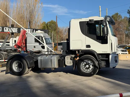 Iveco Tector 170 E28 2018 Camion Tractor Rentaltrucks Vial