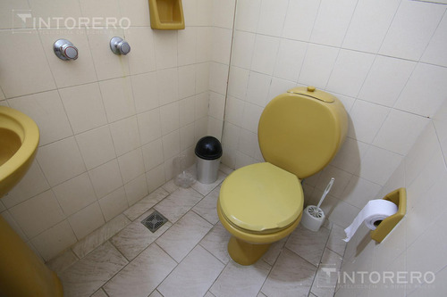 Venta De Local Comercial Centro Castelar Financiado