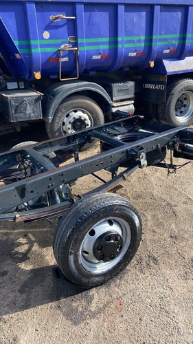 Imagem 6 de 10 de Iveco 35s14 2014 No Chassis