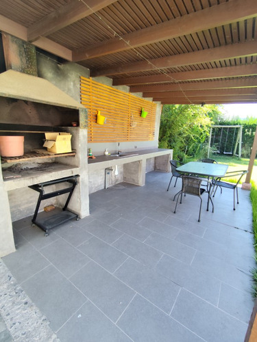 Se Vende Hermosa Casa En Loteo Las Hacienda Las Vizcachas..