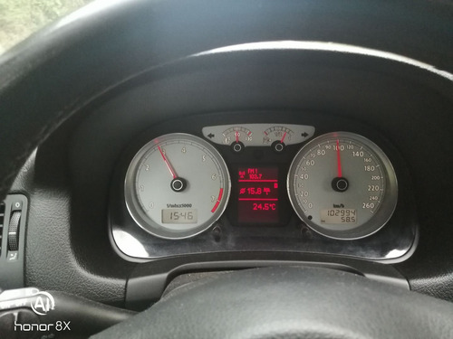 Imagem 5 de 11 de Volkswagen Golf 2013 1.6 Vht Sportline Total Flex 5p