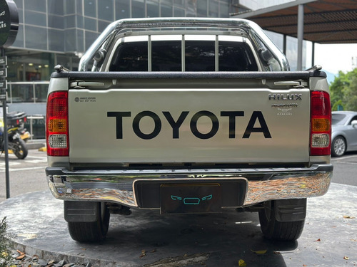 Toyota Hilux 2.7 Imv