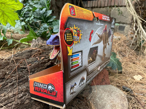 Jurassic World Concavenator (Usado)
