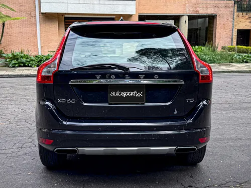 Volvo XC60 2.5 T5 Awd