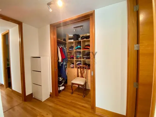 Departamento En Venta De 4d +4b +4e En Concón