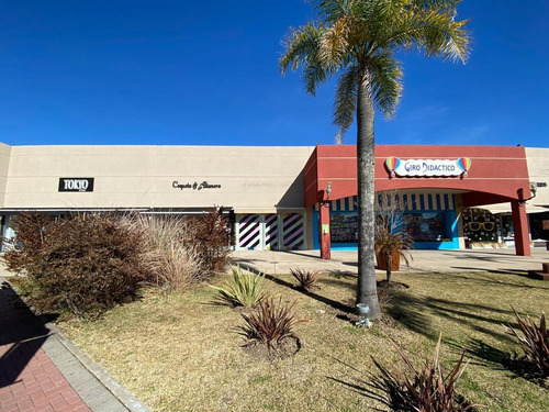 Imagen 5 de 9 de Local 32 - Shopping Plaza Open Mall - Fisherton