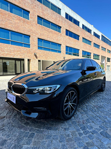 BMW Serie 3 3.0 330i Sedan Sport 252cv