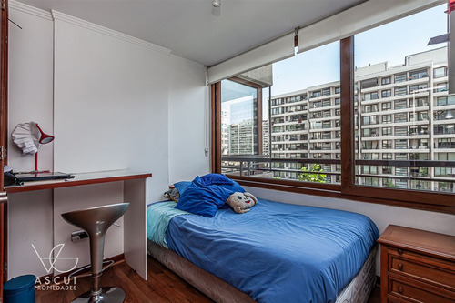 Departamento En Venta De 3 Dorm. En Lo Barnechea
