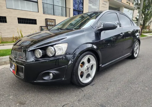 Chevrolet Sonic 1.6 Lt 5 p