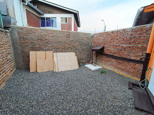 Arrienda Casa Amoblada En Troncos Viejos A 3 Cuadras Líder E