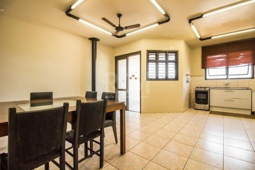 Casa Em Canudos Com 3 Dormitórios - Nk21656