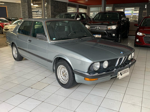 BMW 524 i Sedan