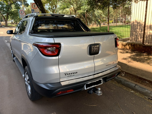 Fiat Toro 1.8 16v Freedom Flex 4x2 Aut. 4p