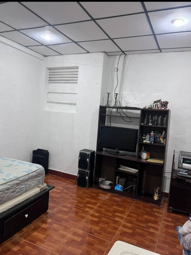 Apartamento Tipo Estudio En Carmelitas