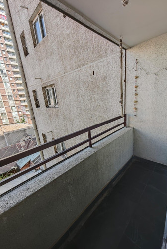 Arriendo Departamento 1 Dormitorio, Santa Victoria Con Lira