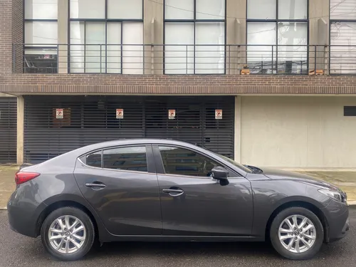 Mazda 3 2.0 Touring