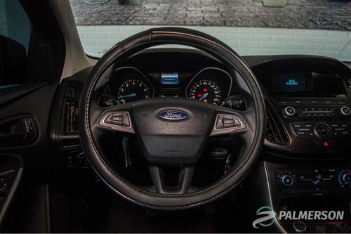 Imagen 10 de 14 de Ford Focus Iii 1.6 Sedan S 2017
