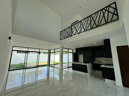 Casa En Venta Merida, Privada Soluna, Temozon Norte, Modelo Mira, Entrega Inmediata.